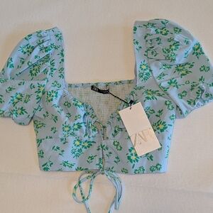 Zara Gathered Bust Crop Top Floral NEW Puff Shoulders Feminine Country Chic NWT